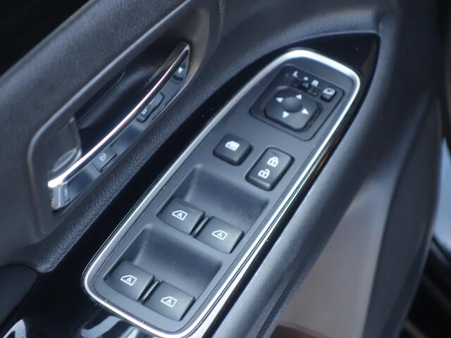 Mitsubishi OUTLANDER 2.4 PHEV Pure+ | trekhaak