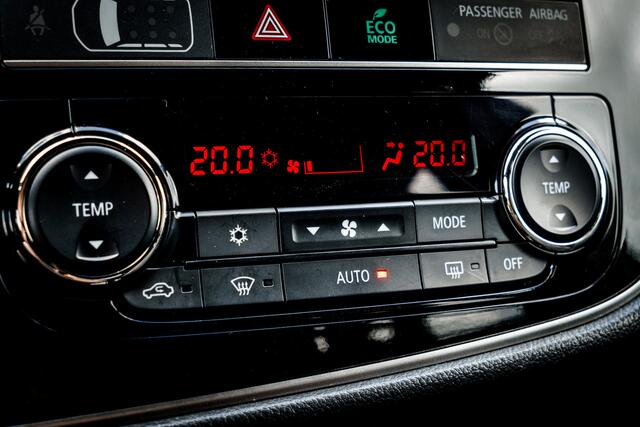 Mitsubishi OUTLANDER 2.4 PHEV S-Edition I Designo Leder I Trekhaak I 360 Camera I 18 inch. LMV
