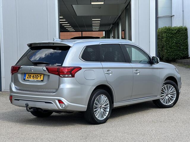 Mitsubishi OUTLANDER 2.4 PHEV Pure+ | Leder/Carplay/Trekhaak/Camera/18-inch