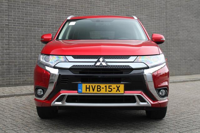 Mitsubishi OUTLANDER 2.4 PHEV Intense+ Cruise/Climate control, Apple carplay/Android auto, Camera, Stoelverwarming, 18"LM velgen,