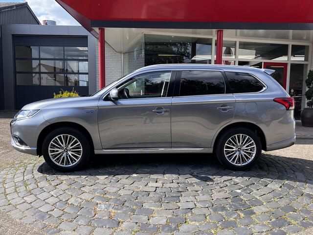 Mitsubishi OUTLANDER 2.4 PHEV Pure+ | Trekhaak | 18" LMV | Carplay | Camera | Stoelverw. | All-in rijklaarprijs
