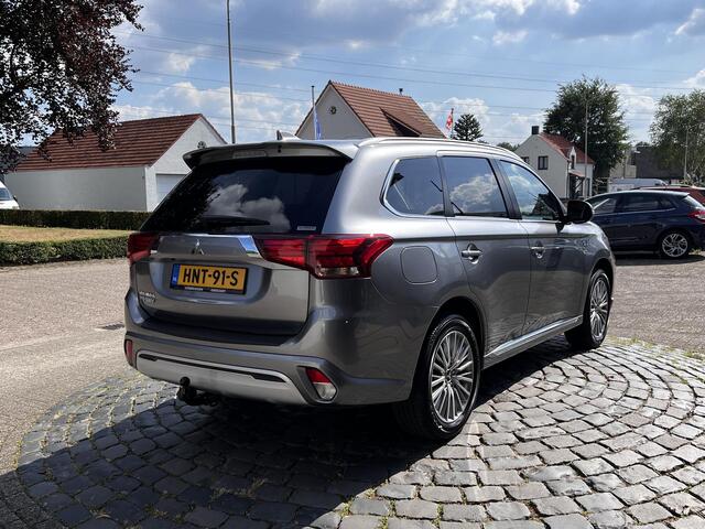 Mitsubishi OUTLANDER 2.4 PHEV Pure+ | Trekhaak | 18" LMV | Carplay | Camera | Stoelverw. | All-in rijklaarprijs