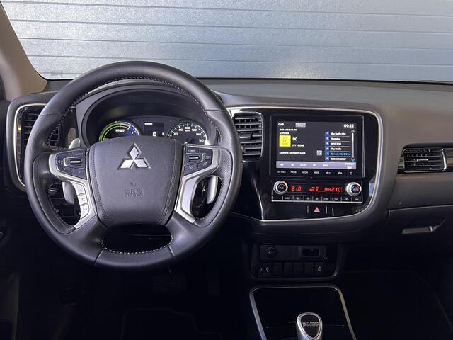 Mitsubishi OUTLANDER 2.4 PHEV Pure+ | Trekhaak | 18" LMV | Carplay | Camera | Stoelverw. | All-in rijklaarprijs