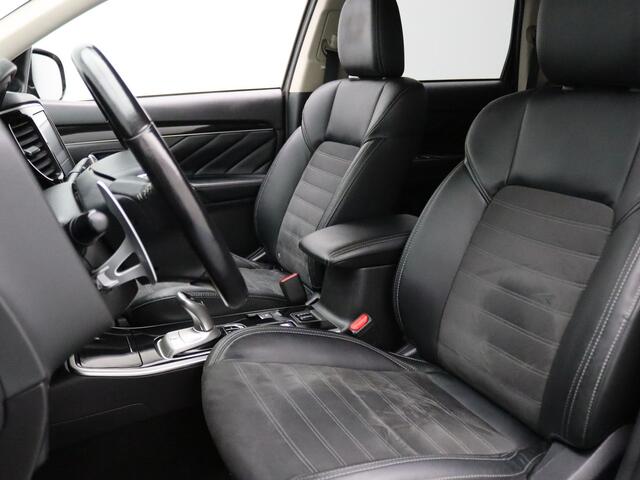 Mitsubishi OUTLANDER 240pk PHEV Intense Automaat Camera | Climate | Cruise | Carplay | Navi