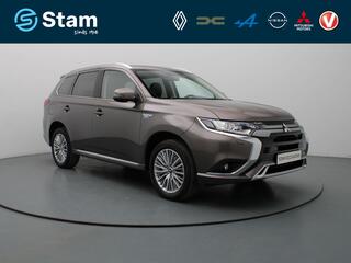 mitsubishi-outlander-240pk-phev-int