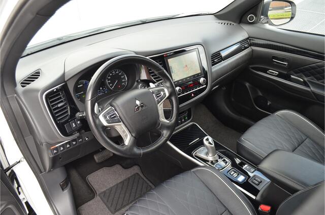 Mitsubishi OUTLANDER PHEV 2.4 INSTYLE 4WD | PLUG IN HYBRID | FULL OPTIONS | SCHUIFDAK | ADAPTIEF CRUISE | FABRIEKGARANTIE TOT 12-2029* | ALL IN RIJKLAARPRIJS