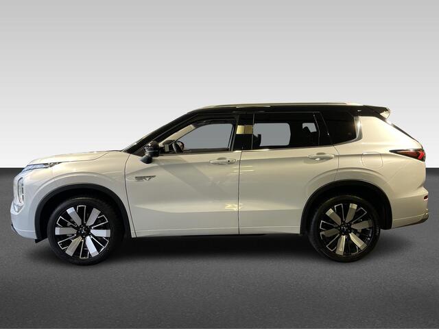 Mitsubishi OUTLANDER 2.4 PHEV Instyle van ¤ 60.930 voor ¤ 58.930