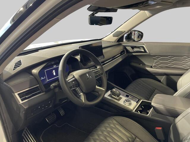 Mitsubishi OUTLANDER 2.4 PHEV Instyle van ¤ 60.930 voor ¤ 58.930