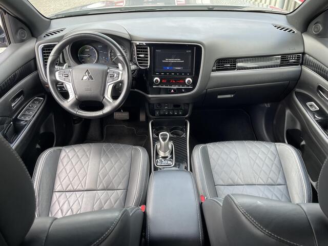 Mitsubishi OUTLANDER 2.4 PHEV Instyle 18"/LED/Leder/Stoel + stuurverwarming/Dodehoek/PDC v+a/360 Camera/Apple Carplay & Android Auto