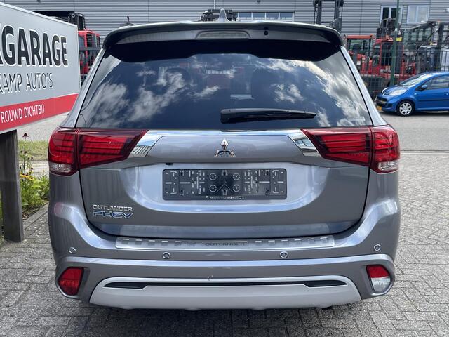 Mitsubishi OUTLANDER 2.4 PHEV Instyle 18"/LED/Leder/Stoel + stuurverwarming/Dodehoek/PDC v+a/360 Camera/Apple Carplay & Android Auto