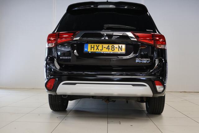 Mitsubishi OUTLANDER 2.4 PHEV Intense