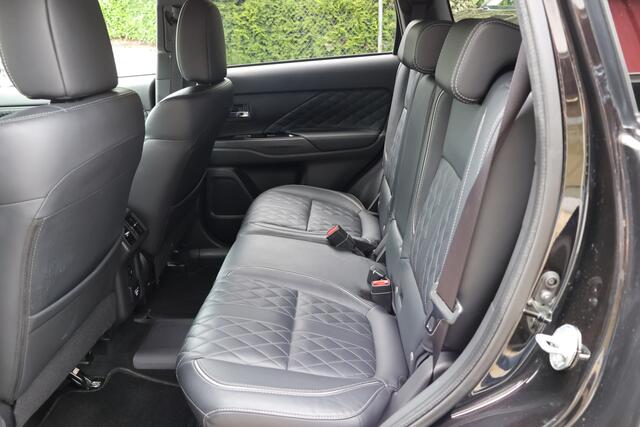 Mitsubishi OUTLANDER 2.4 PHEV Intense