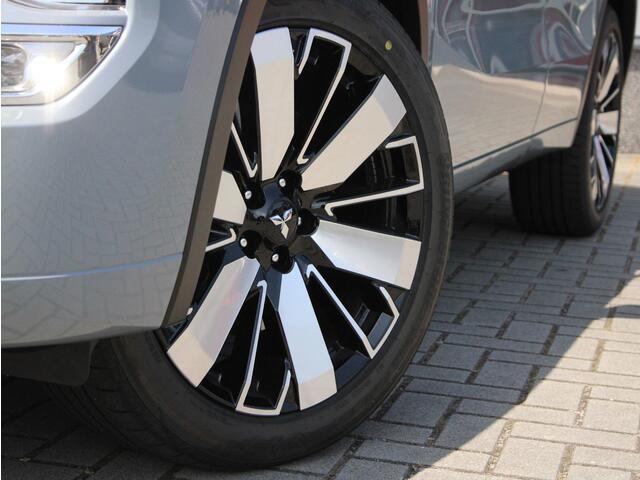 Mitsubishi OUTLANDER 2.4 PHEV Instyle+ Lederen Interieur, Elektrisch Glazen Panoramadak, Stoelventilatie, Yamaha Audio