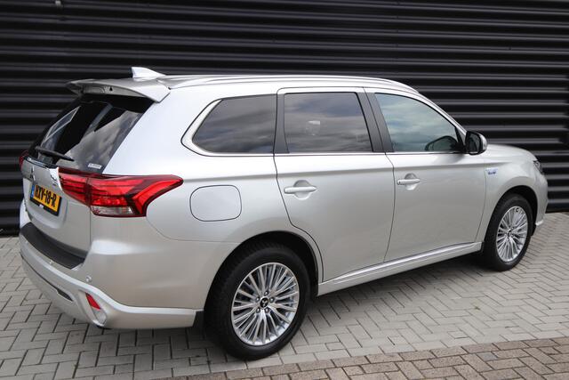 Mitsubishi OUTLANDER 2.4 PHEV Instyle Opendak, Adaptive cruise, 1e eigenaar, Dealer o.h.