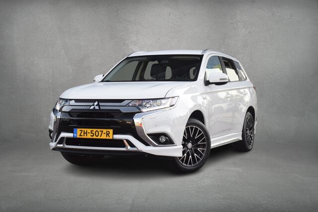 Mitsubishi OUTLANDER 2.4 PHEV Pure | Apple Carplay | Camera | Keyless | Leer