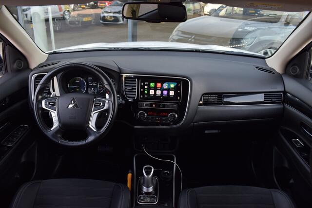 Mitsubishi OUTLANDER 2.4 PHEV Pure | Apple Carplay | Camera | Keyless | Leer