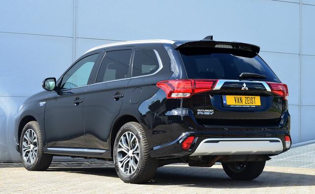 Mitsubishi OUTLANDER PHEV 2.4 INSTYLE 4WD | PLUG IN HYBRID | 360 CAMERA | CLIMATE | CRUISE | ELECTR. ACHTERKLEP | FABRIEKSGARANTIE TOT 07-04-2029* | ALL IN RIJKLAARPRIJS