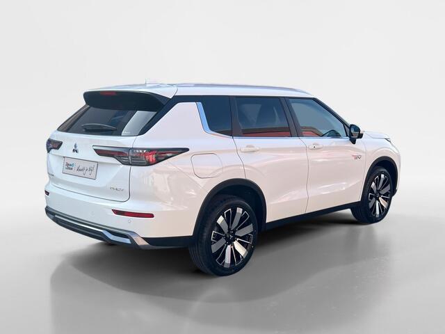 Mitsubishi OUTLANDER 2.4 PHEV First Edition |¤2.000,- VOORRAADKORTING| OP=OP| 8 Jaar garantie|