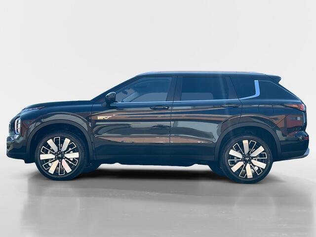 Mitsubishi OUTLANDER 2.4 PHEV First Edition |¤2.000,- VOORRAADKORTING| OP=OP| 8 Jaar garantie|