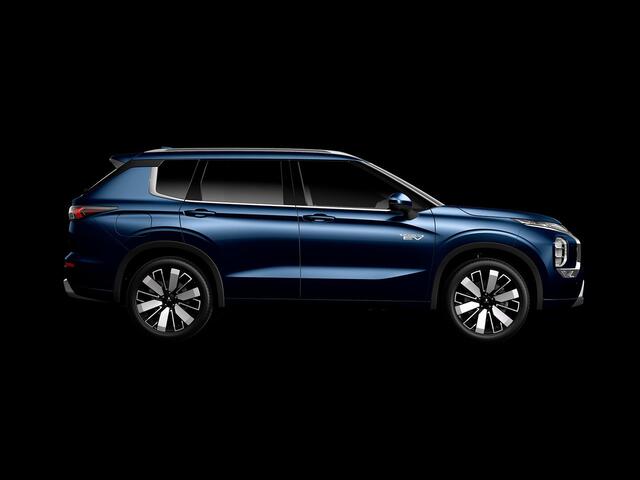 Mitsubishi OUTLANDER 2.4 PHEV First Edition NIEUW van ¤ 58.390,- voor ¤ 52.930,-