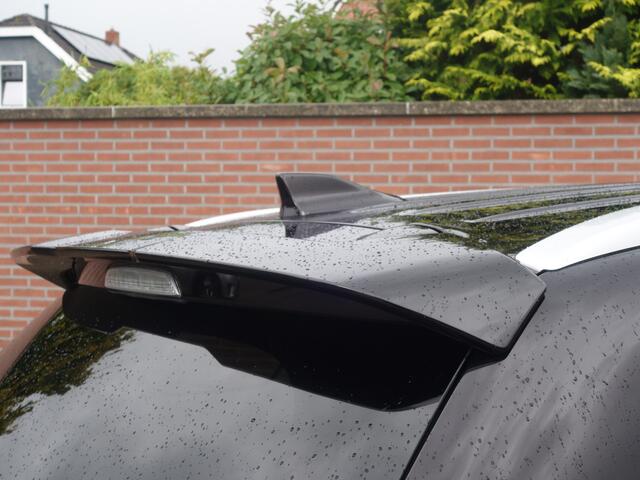 Mitsubishi OUTLANDER 2.4 PHEV Pure | 18"LM | trekhaak