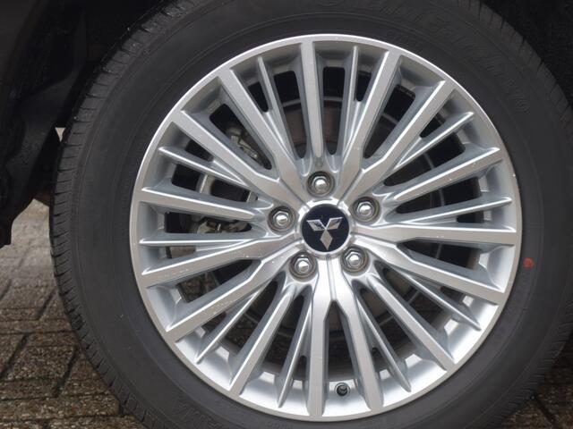 Mitsubishi OUTLANDER 2.4 PHEV Pure | 18"LM | trekhaak
