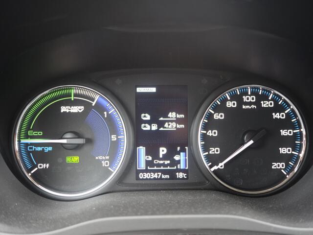 Mitsubishi OUTLANDER 2.4 PHEV Pure | 18"LM | trekhaak