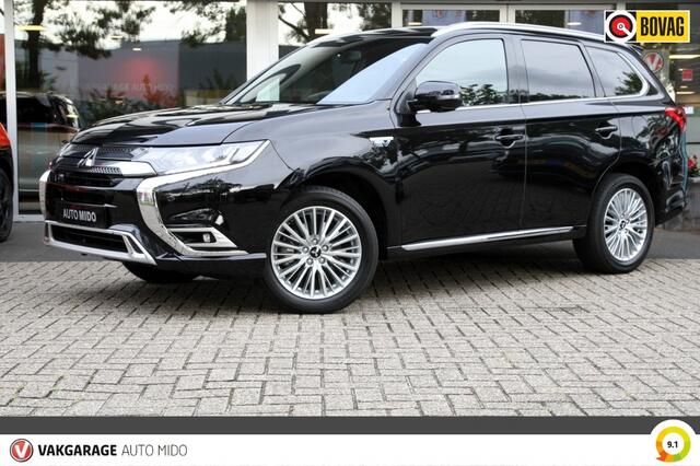 Mitsubishi OUTLANDER 2.4 PHEV 4WD Automaat First Edition | Leder interieur | Trekhaak