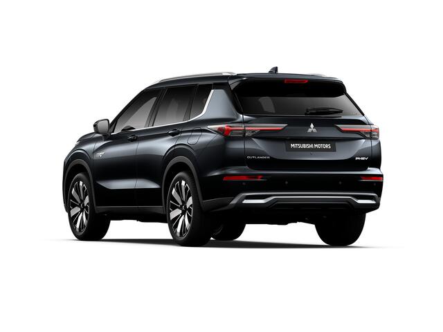 Mitsubishi OUTLANDER First Edition | Adaptive Cruise Control (ACC) | Blind Spot Warning (BSW) | Dual-zone Climate Control