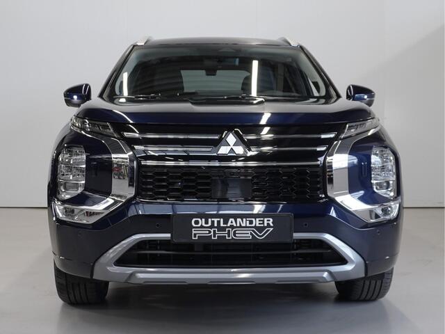 Mitsubishi OUTLANDER 2.4 PHEV Instyle | Uit voorraad leverbaar | 1600 KG trekgewicht | 85 km elektrisch rijbereik | Boostactie ¤1.000 korting