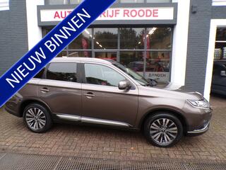 mitsubishi-outlander-2.0-2wd-7-pers