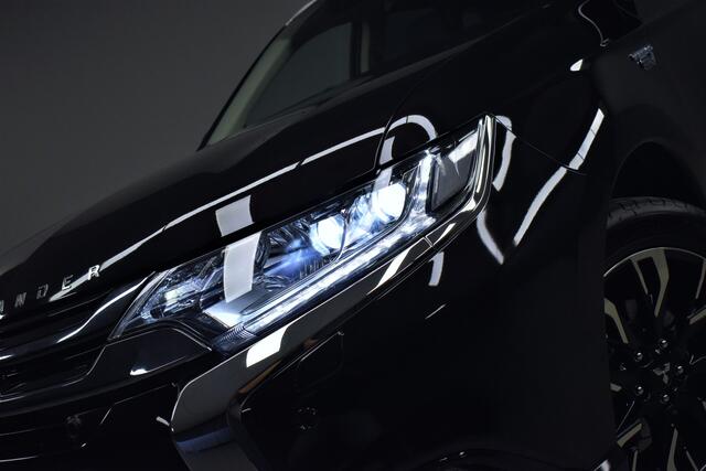 Mitsubishi OUTLANDER 2.0 PHEV 203pk Prestige+ 1e Eig. Dealer OH Schuifdak/Keyless/360Camera/Rockford/Adap.cruise/Navi/Led/Leer