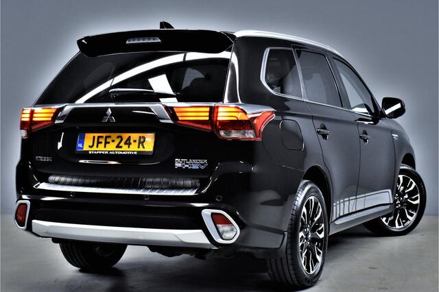 Mitsubishi OUTLANDER 2.0 PHEV 203pk Prestige+ 1e Eig. Dealer OH Schuifdak/Keyless/360Camera/Rockford/Adap.cruise/Navi/Led/Leer