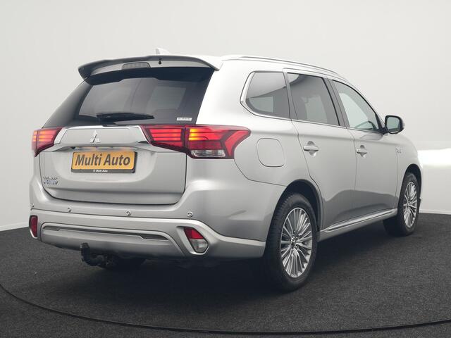 Mitsubishi OUTLANDER 2.4 Intense+ Plug In Hybrid 225pk Dealer O.H PHEV | Trekhaak Af Fabriek | 360 Camera | Lederen Sportstoelen Verwarmd | Apple Carplay | Blis | Cruise Control | Navigatie | Keyless | DAB | 18" L.M |