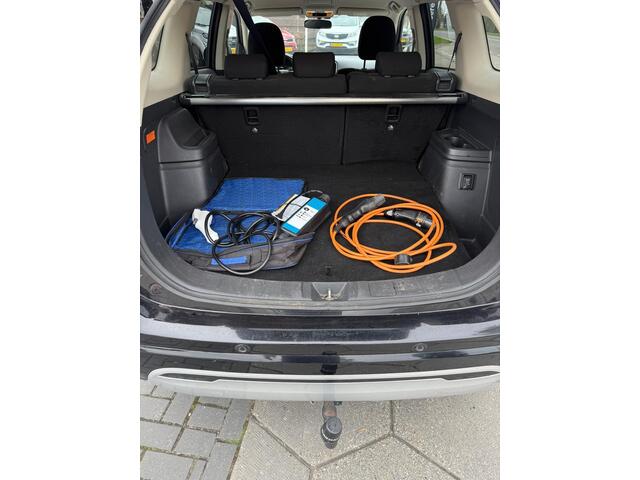 Mitsubishi OUTLANDER 2.4 PHEV Pure