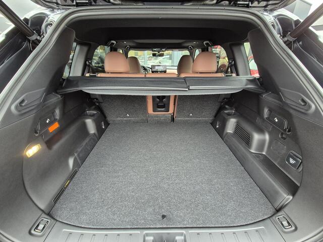 Mitsubishi OUTLANDER 2.4 PHEV Instyle+ | VOORRAAD ACTIE | Direct rijden | Leder Cognac | Panoramisch schuifdak | Stoelverwarming en koeling |