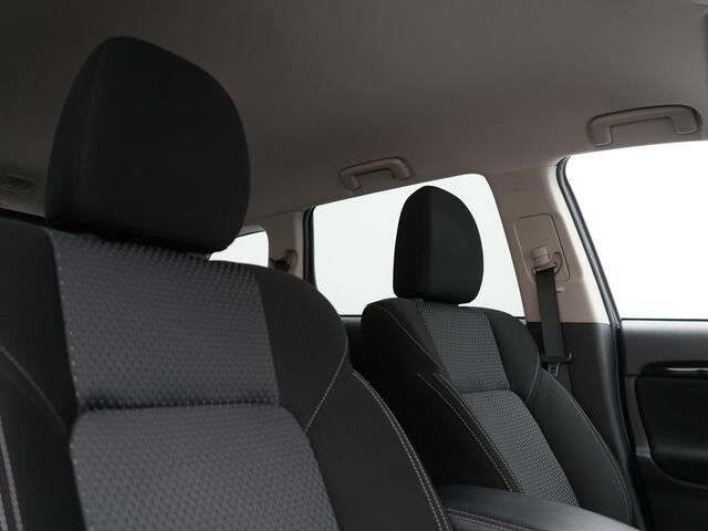 Mitsubishi OUTLANDER 2.4 Pure Plug In Hybrid 225pk Dealer O.H. PHEV | Apple Carplay | Camera | Sportstoelen Verwarmd | Keyless | Cruise Control | DAB |