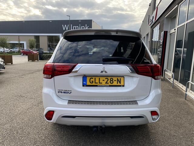 Mitsubishi OUTLANDER 2.4 PHEV Intense