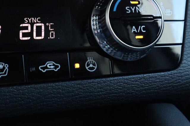 Mitsubishi OUTLANDER 2.4 PHEV First Edition