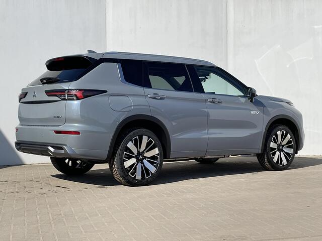 Mitsubishi OUTLANDER 2.4 PHEV Instyle / ¤6.000,- Voordeel Op Nieuwprijs / Nieuw Model 2025 / Elektrische Range 86 KM WLTP / 1600KG Trekgewicht / 8 Jaar Fabrieksgarantie