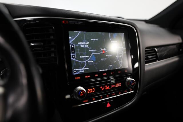 Mitsubishi OUTLANDER 2.4 PHEV Instyle | Schuif- opendak | Leer | 360 Camera