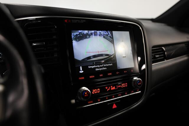 Mitsubishi OUTLANDER 2.4 PHEV Instyle | Schuif- opendak | Leer | 360 Camera