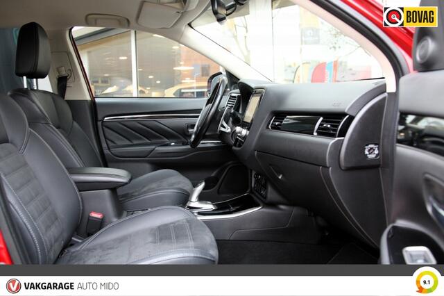 Mitsubishi OUTLANDER 2.4 PHEV 4WD Intense+ | Red Diamond Pearl | Trekhaak