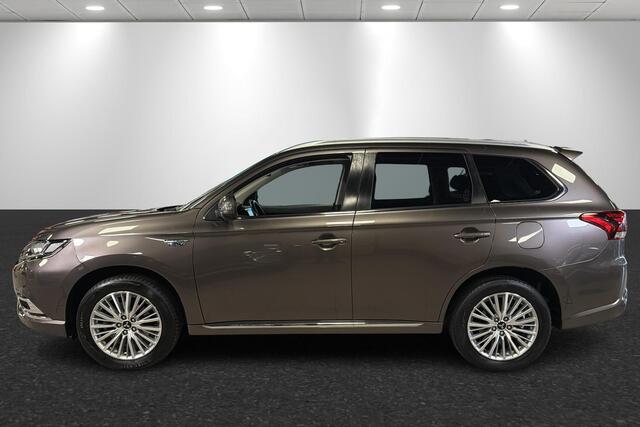 Mitsubishi OUTLANDER 2.4 PHEV Intense+ Trekhaak