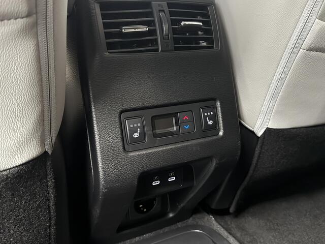 Mitsubishi OUTLANDER 2.4 PHEV Instyle | Navigatie | YAMAHA Audio | Panoramadak | Stoel + stuurverwarming | 360 Camera |