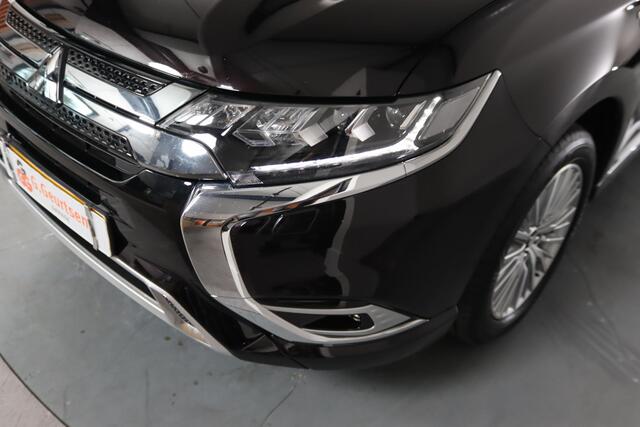 Mitsubishi OUTLANDER 2.4 PHEV Pure+ Trekhaak, Navigatie, Cruise Control, Stoelverwarming, Apple CarPlay/Android Auto