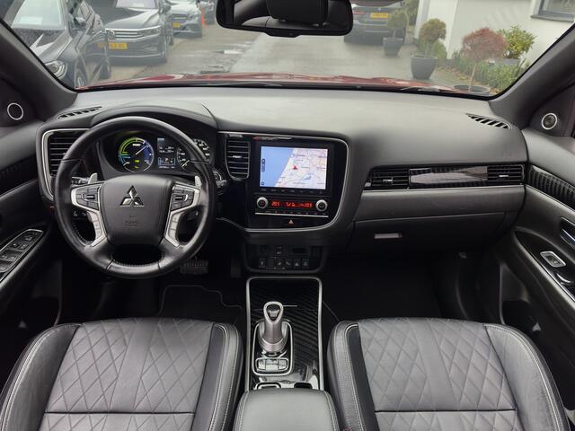 Mitsubishi OUTLANDER 2.4 PHEV INSTYLE+ 4WD PANODAK DESIGNO-LEDER NAVI CAMERA-360 APPLE-CARPLAY LED LMV PDC