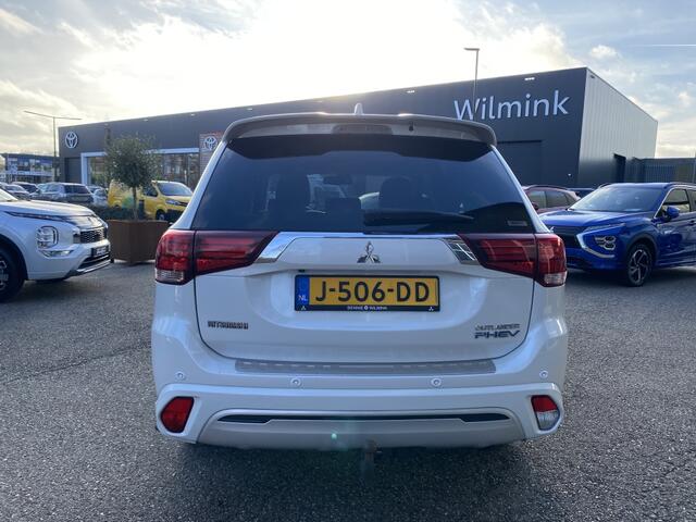 Mitsubishi OUTLANDER 2.4 PHEV Intense S | Trekhaak