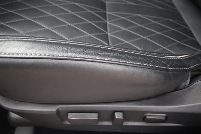 Mitsubishi OUTLANDER 2.4 PHEV Instyle Dealer O.H.