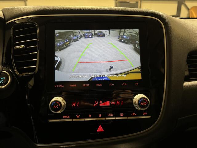 Mitsubishi OUTLANDER 2.4 PHEV Pure Aut. | carplay | trekhaak | climate-control |